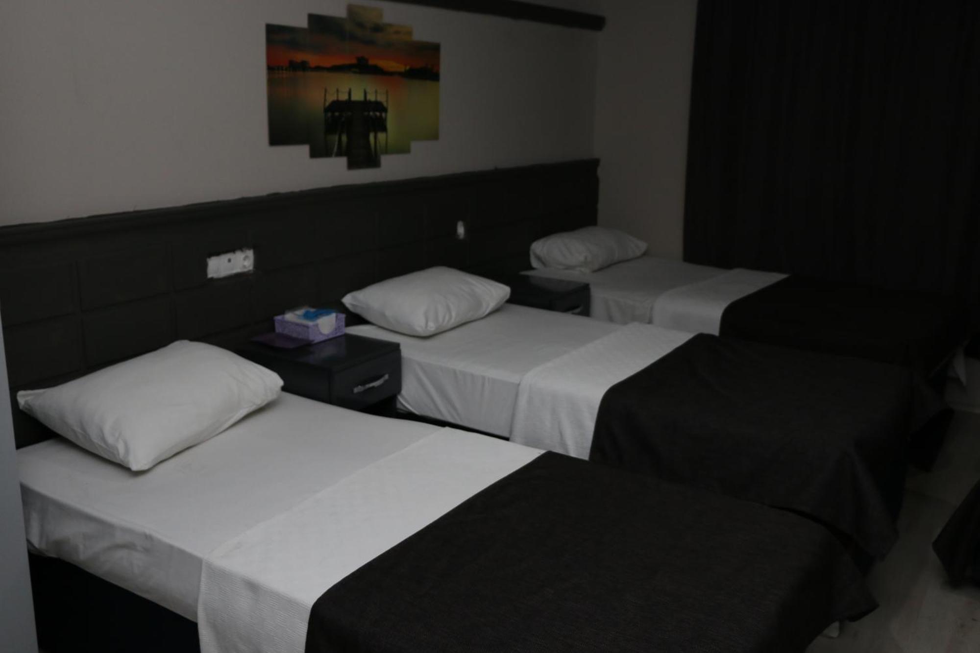 Asus Palmiye Otel Adana Exteriör bild